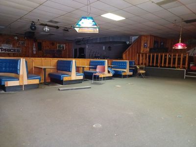 restaurant booths