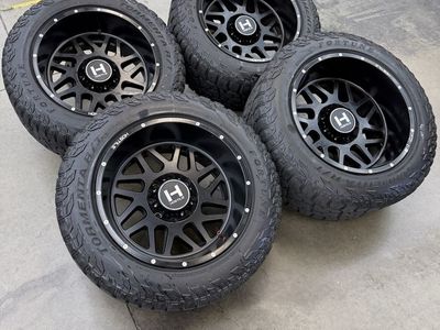20x12 hostile sprokets/ 33x12.50r20 tires 8x6.5