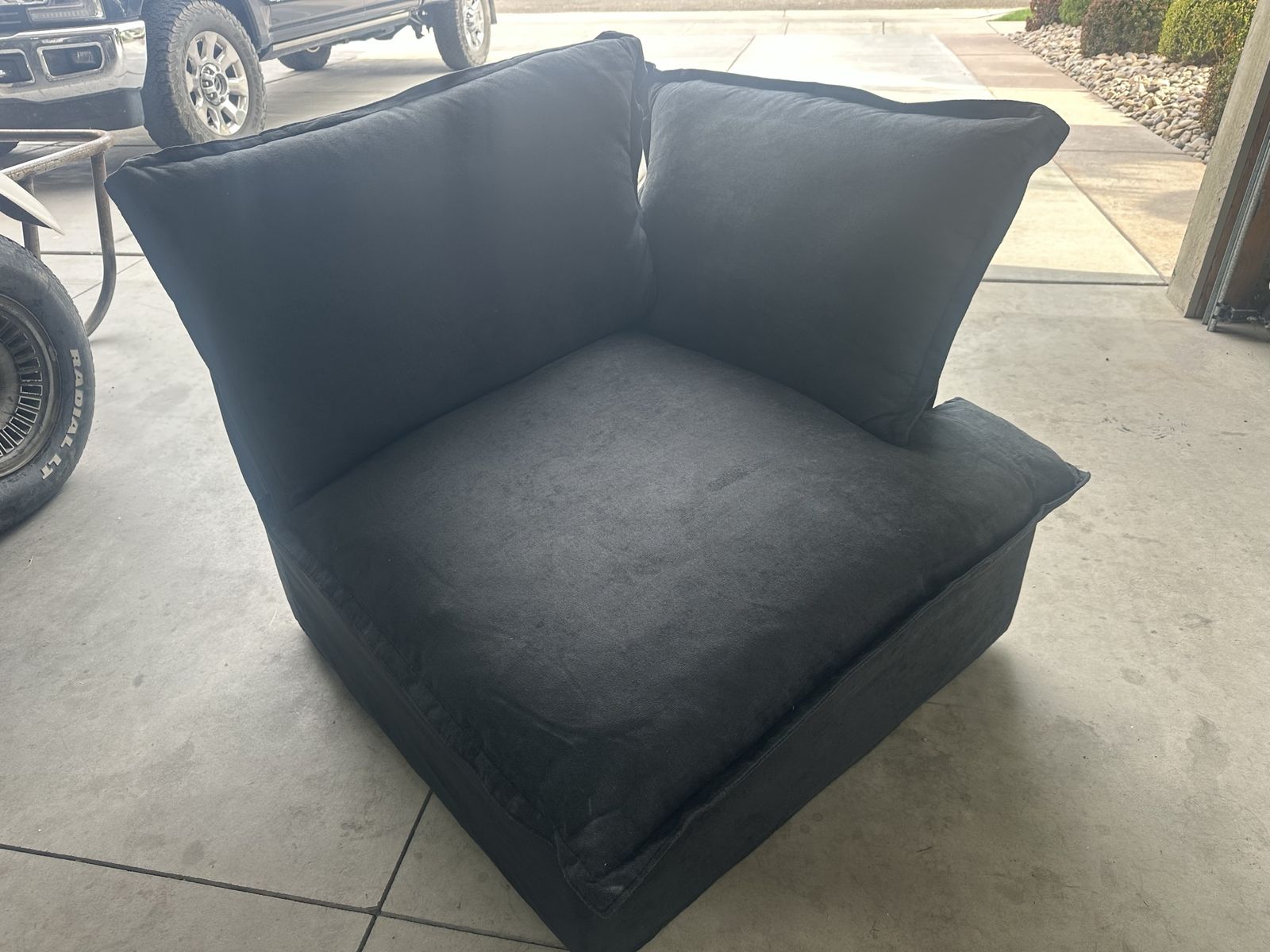 Black Fabric Armless Modular Chair Sectional Piece