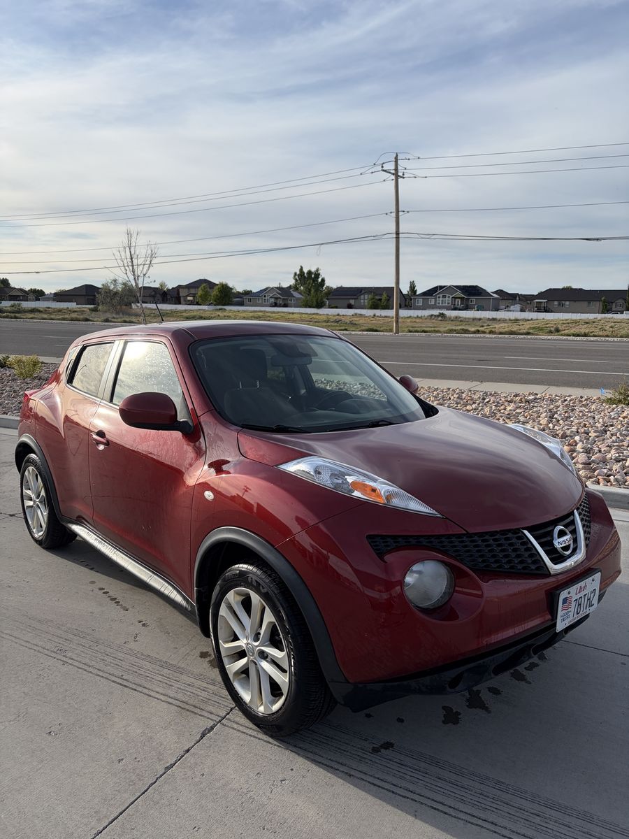 2012 NISSAN JUKE SV