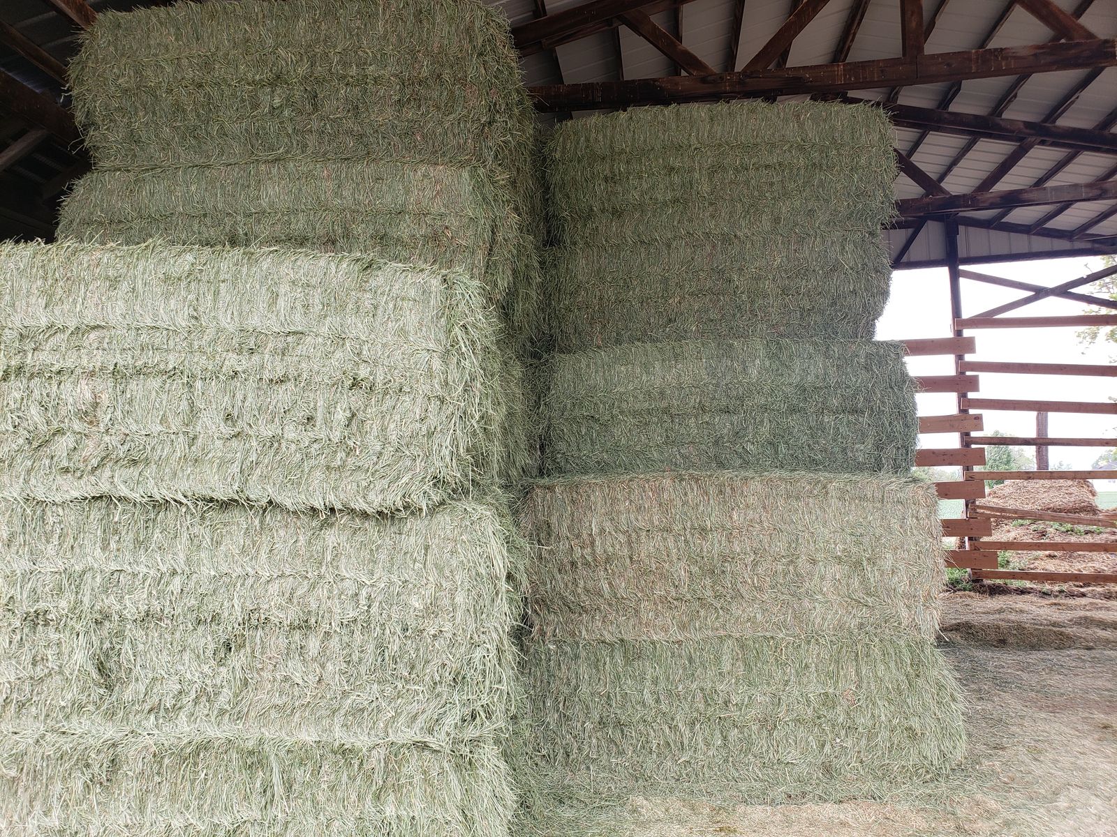 3x3 Grass hay bales