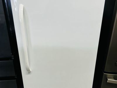 Frigidaire Up Right Frost Freezer