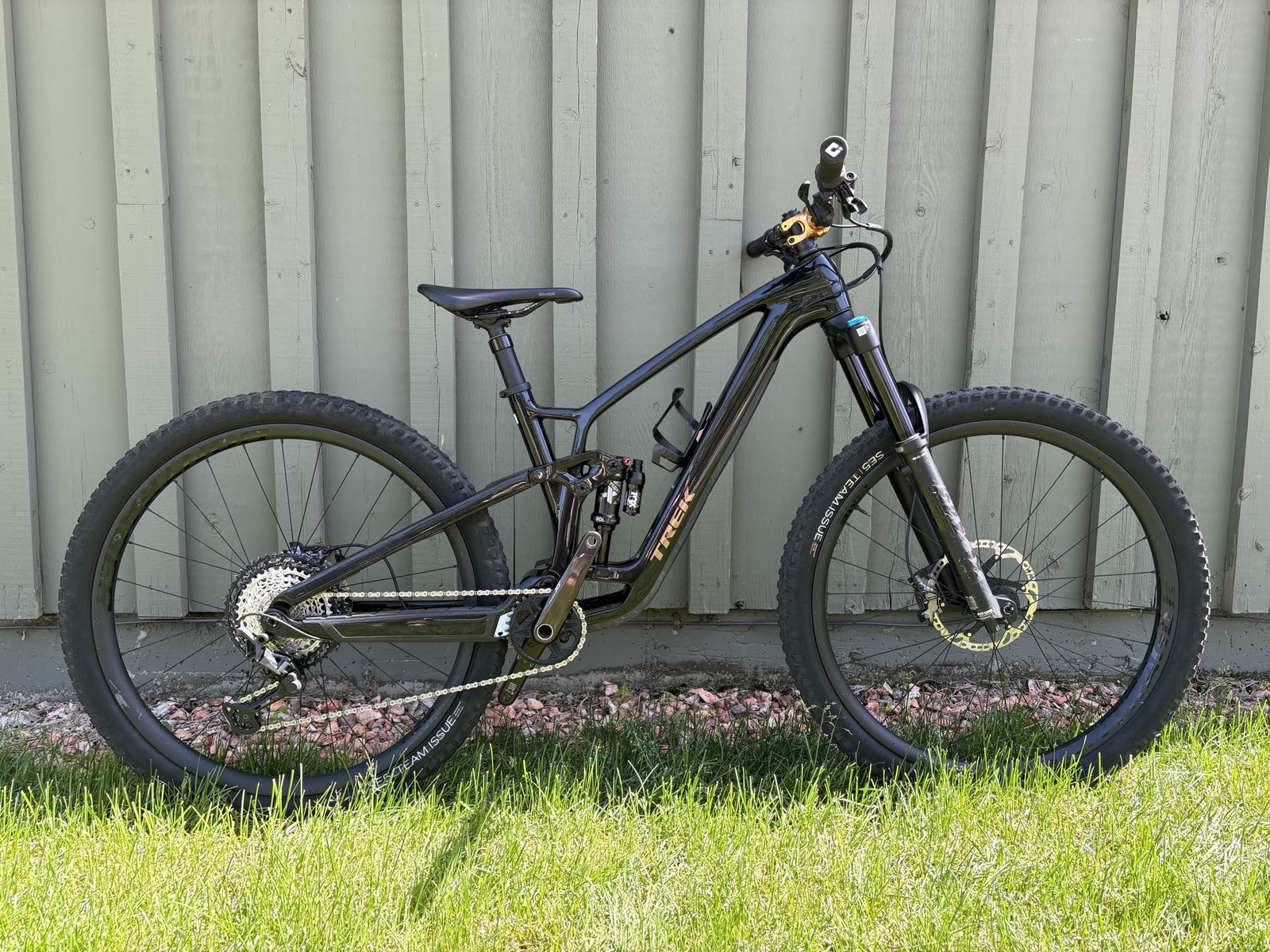 Trek Fuel EX Trail Full Suspension Carbon Mountain Bike - Medium, 29"