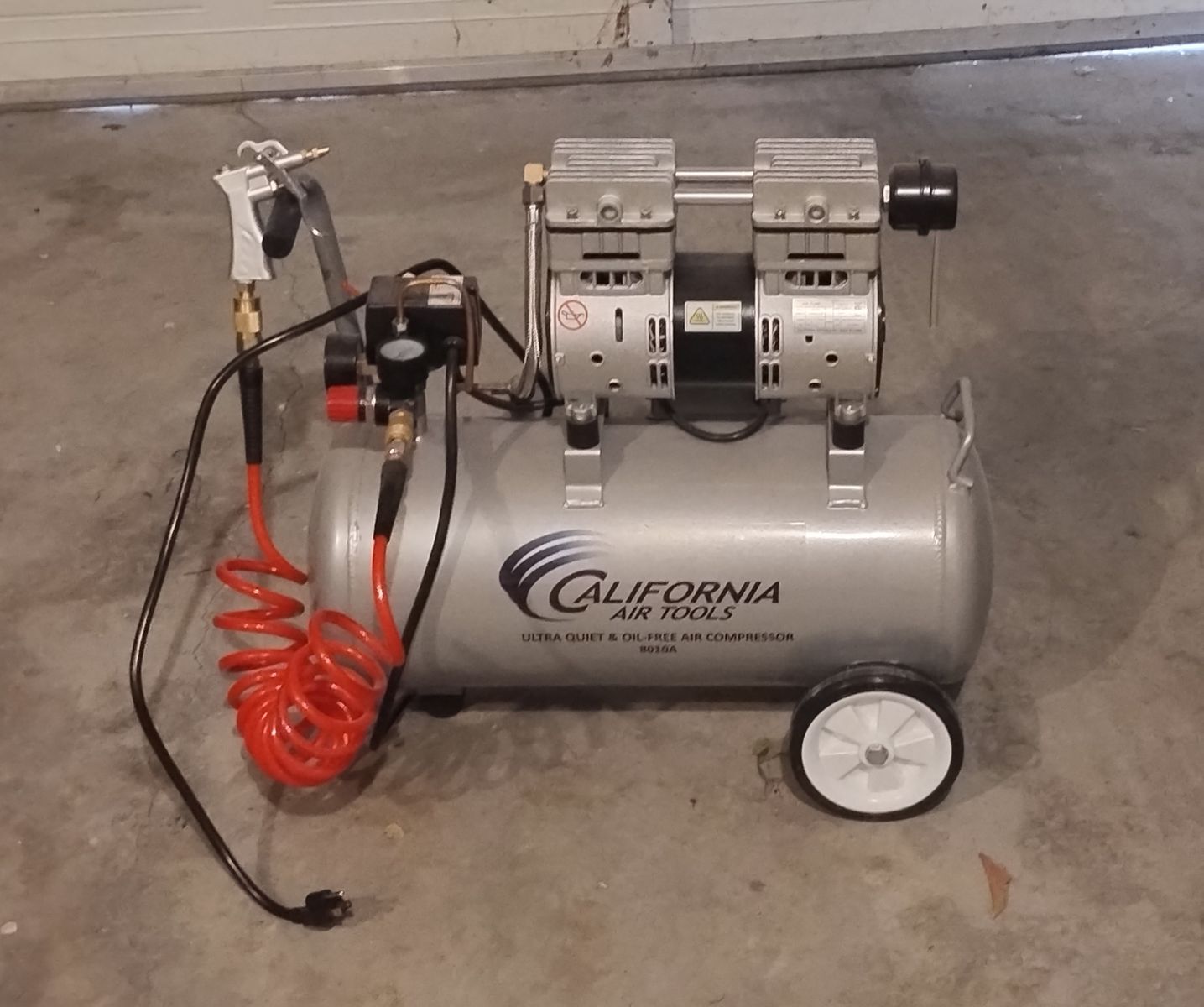 Air Compressor, 8 Gallon Aluminum, California Air Tools 8010A Excellent Condition
