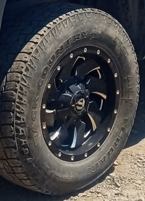 clean great shape rims n tires
