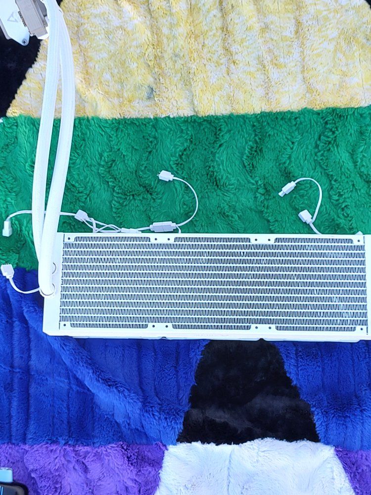 Main image 2