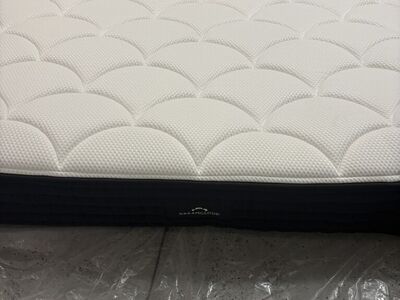 DreamCloud Classic Cali King Mattress