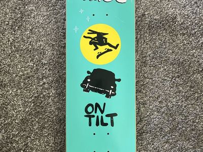 8.5“ x 32“ skate deck