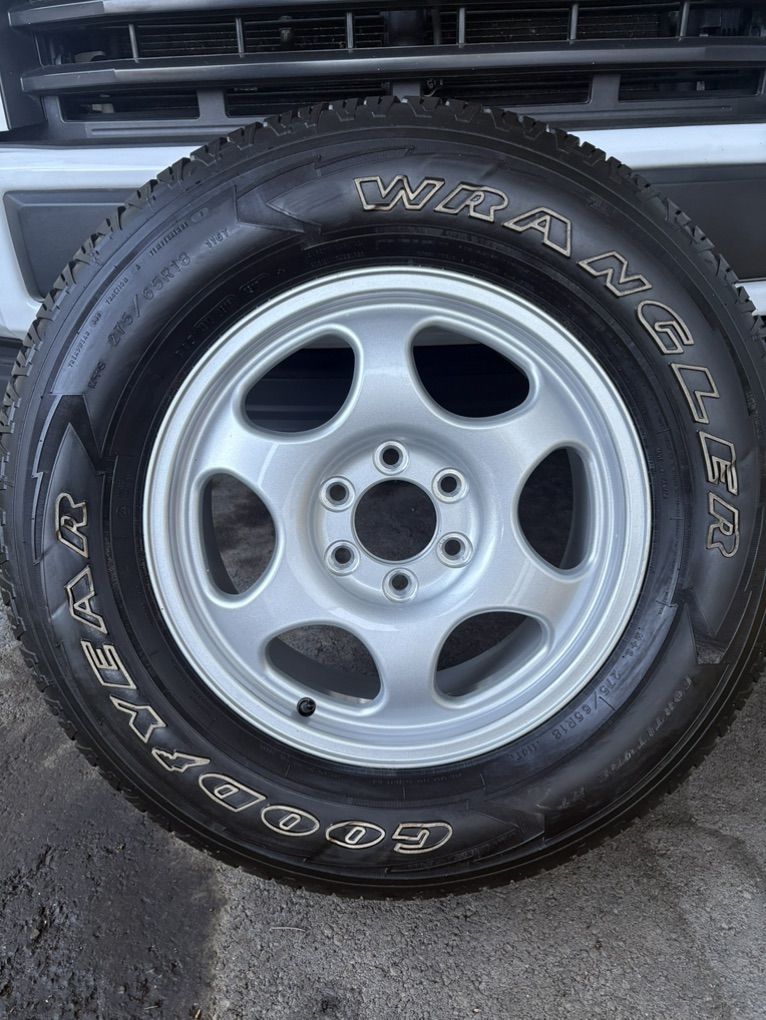 Goodyear Wrangler 275/65R18