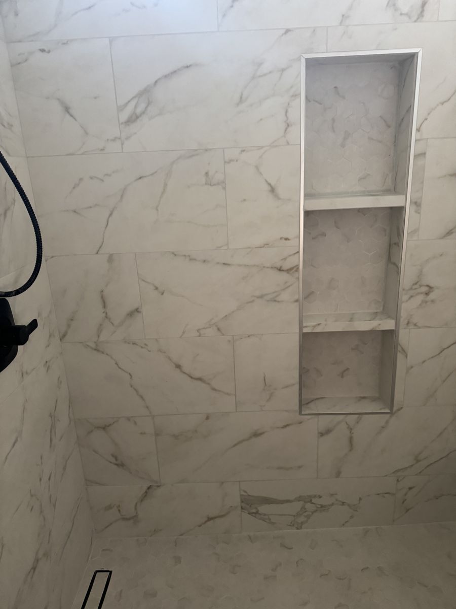 NEW MSI Kaya Calacatta Lucca Porcelain Bullnose Tile – 3x24 – 12 Pieces