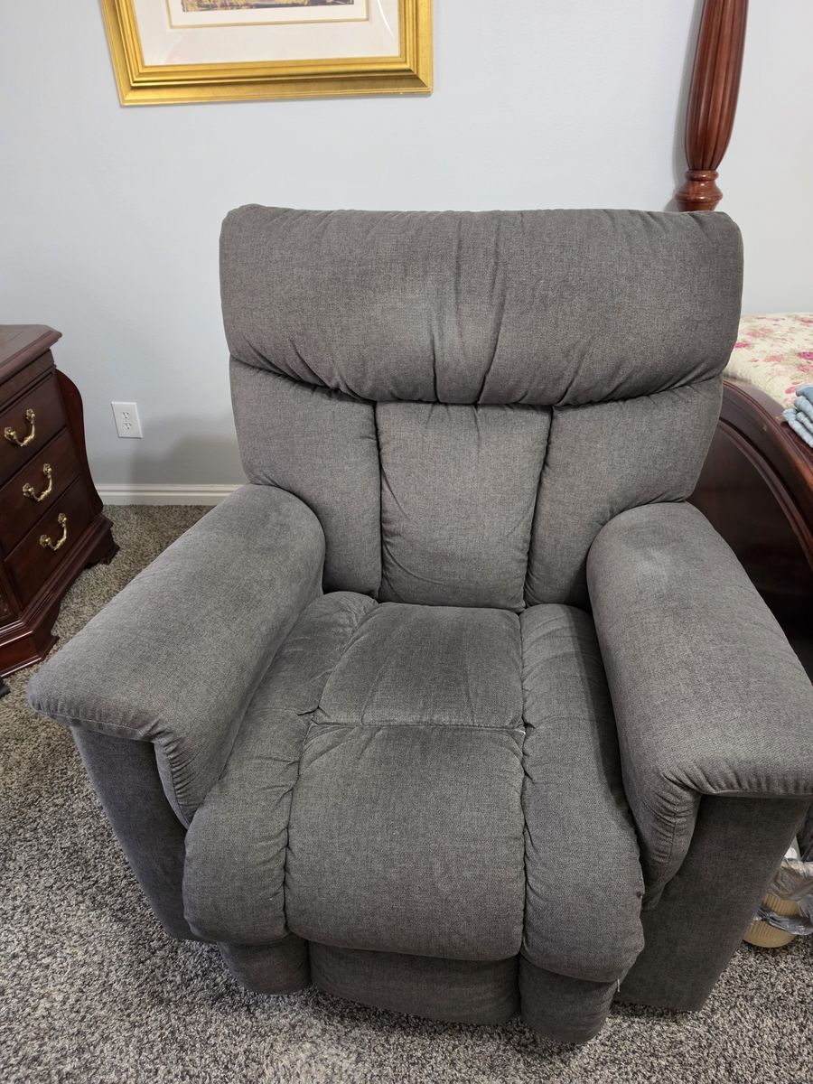 Lazy boy recliner