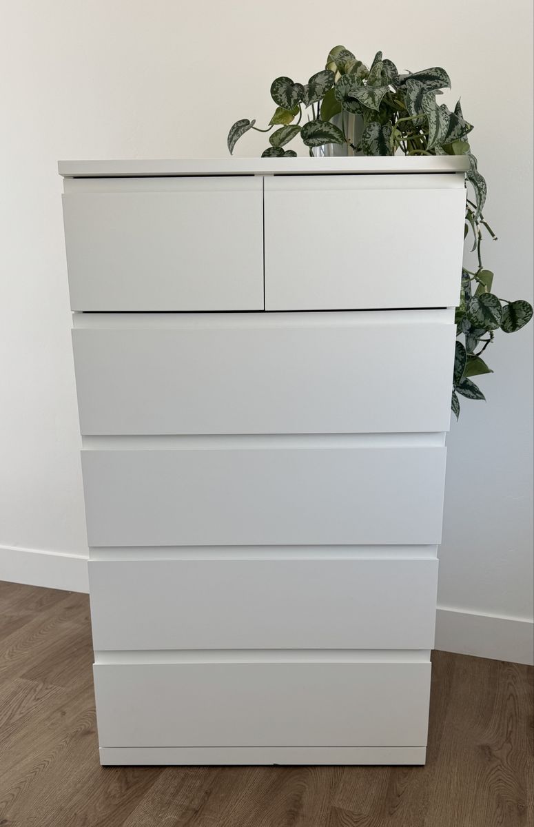 Main image 3