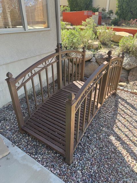 FREE! Outdoor Metal Bridge (you will need to pick it up in Sandy - it will take 2 people)