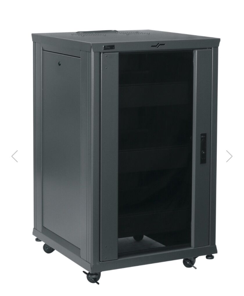 Middle Atlantic RCS 1824 Rack