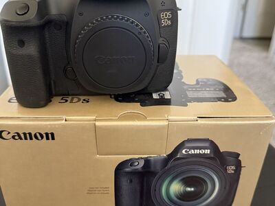 Used Canon 5Ds like new