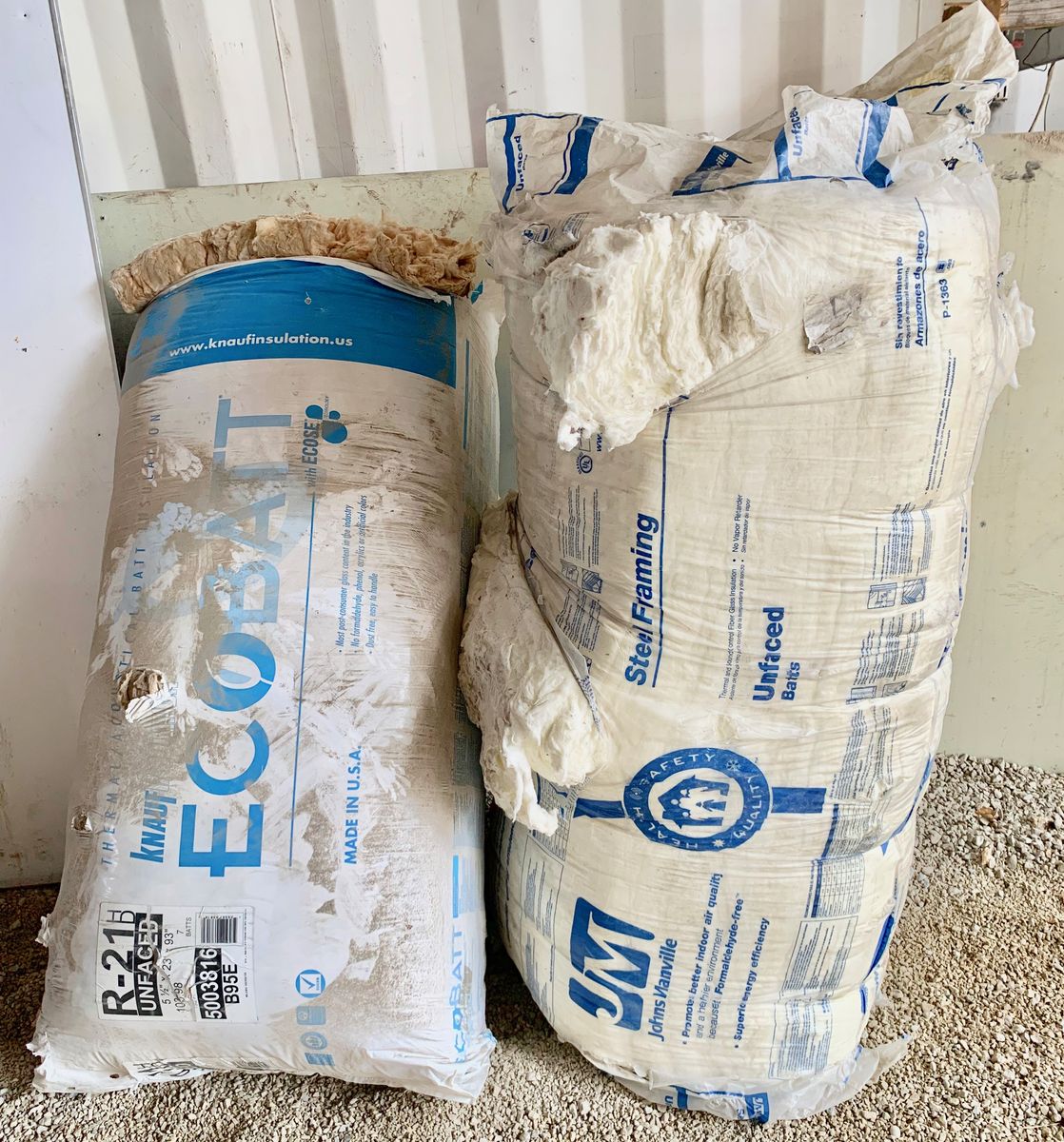 2 Bags Fiberglass Insulation R-11/R-21 360 SQ FT