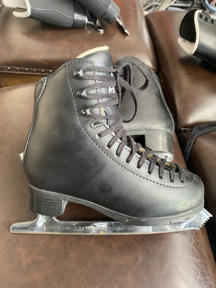 Figure Skates