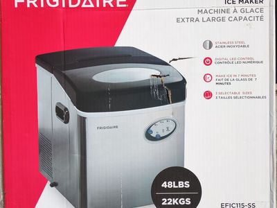 Ice Maker Extra Large Capacity