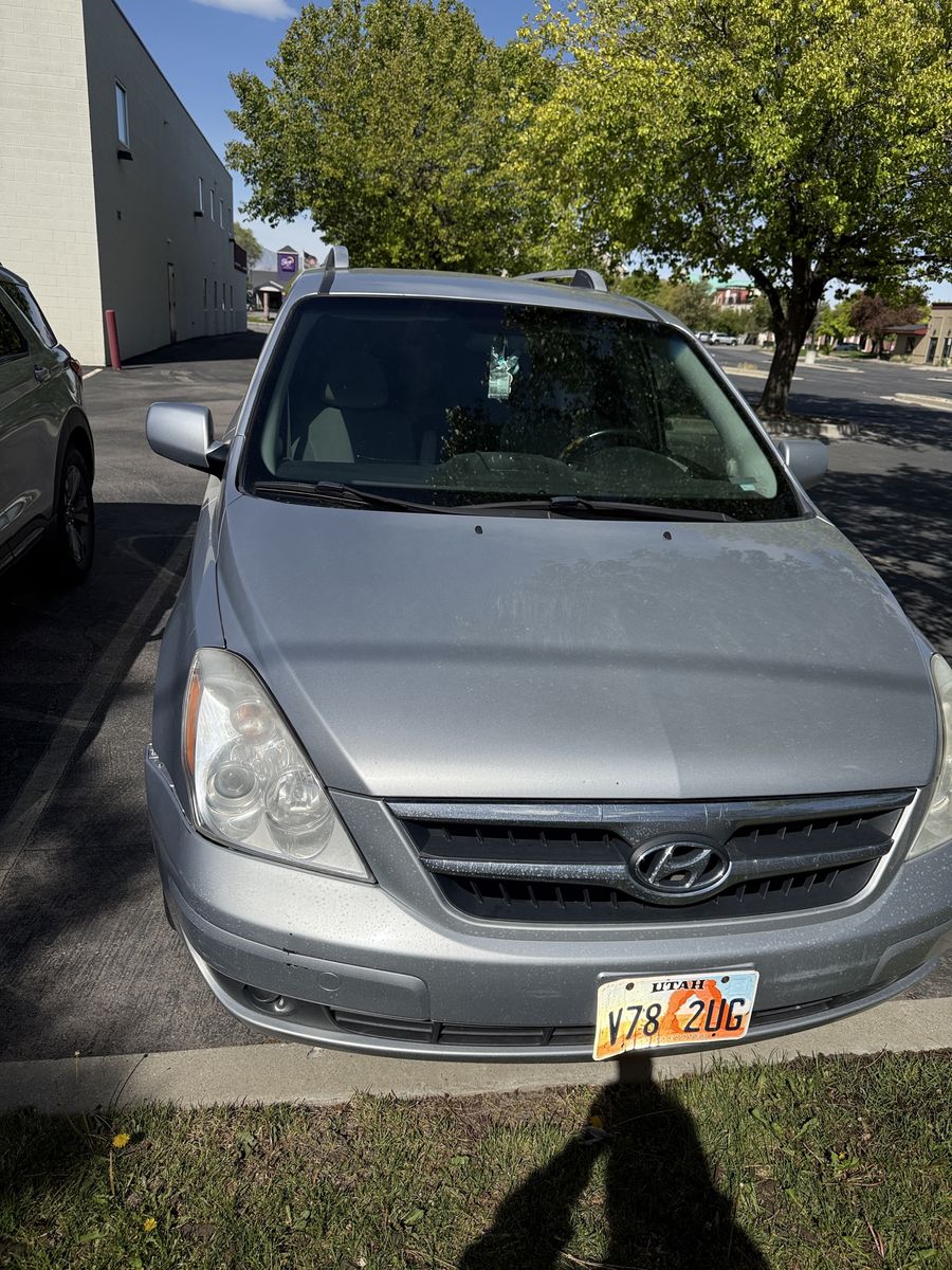 2007 HYUNDAI ENTOURAGE GLS