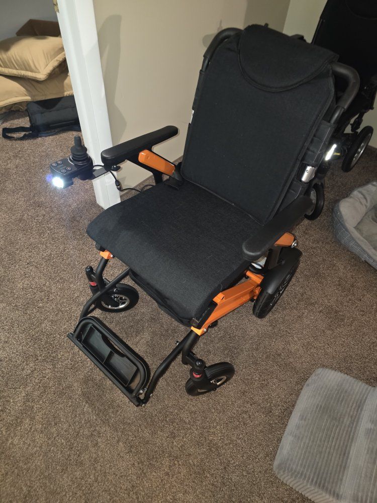 folding electric wheelchair