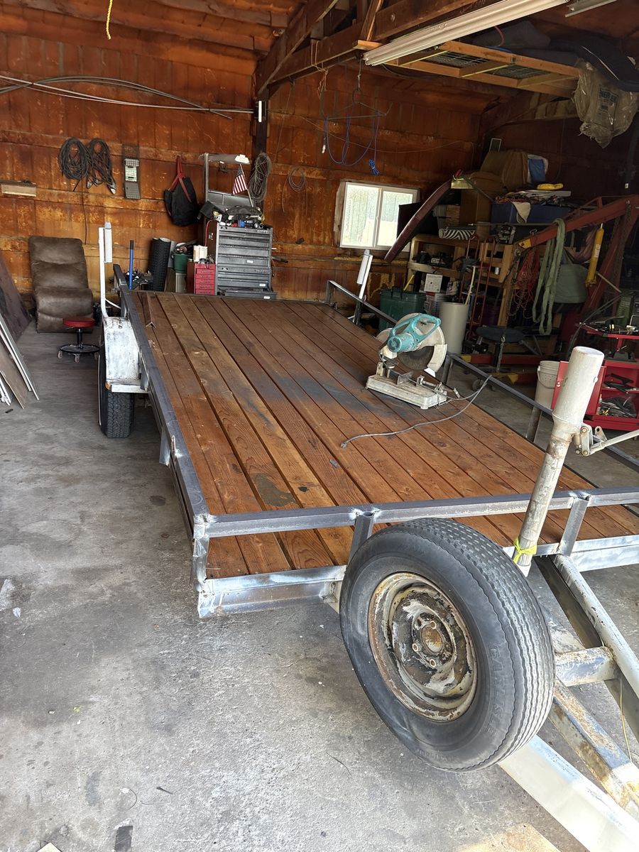 Trailer