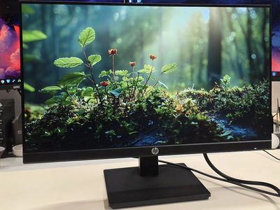 HP 24" FHD IPS Monitor (P24h G4) - Excellent Working Condition + Cables