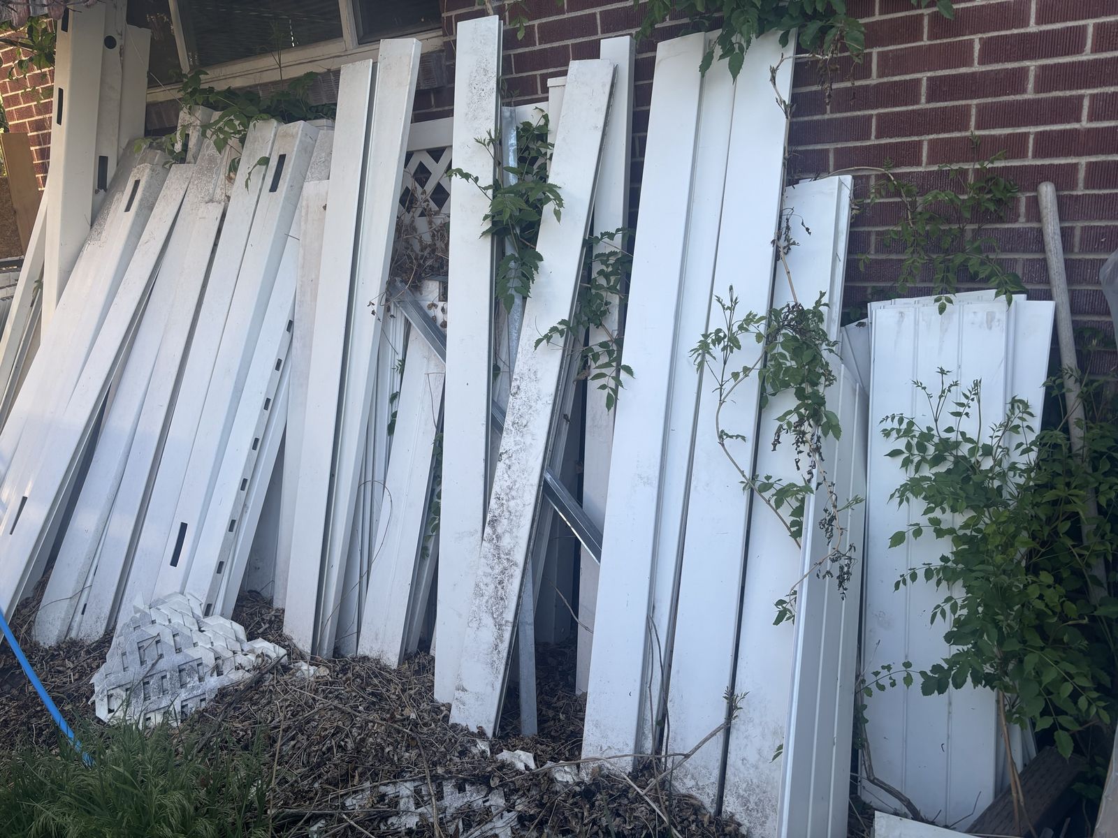 Vinyl Fencing