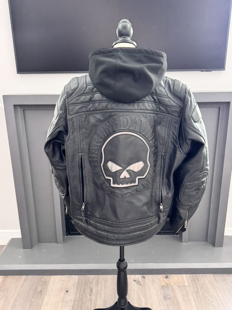 Mens Harley Davidson XL Jacket With Hoodie