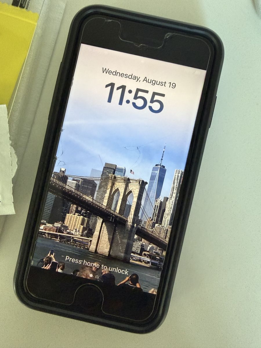 iPhone SE