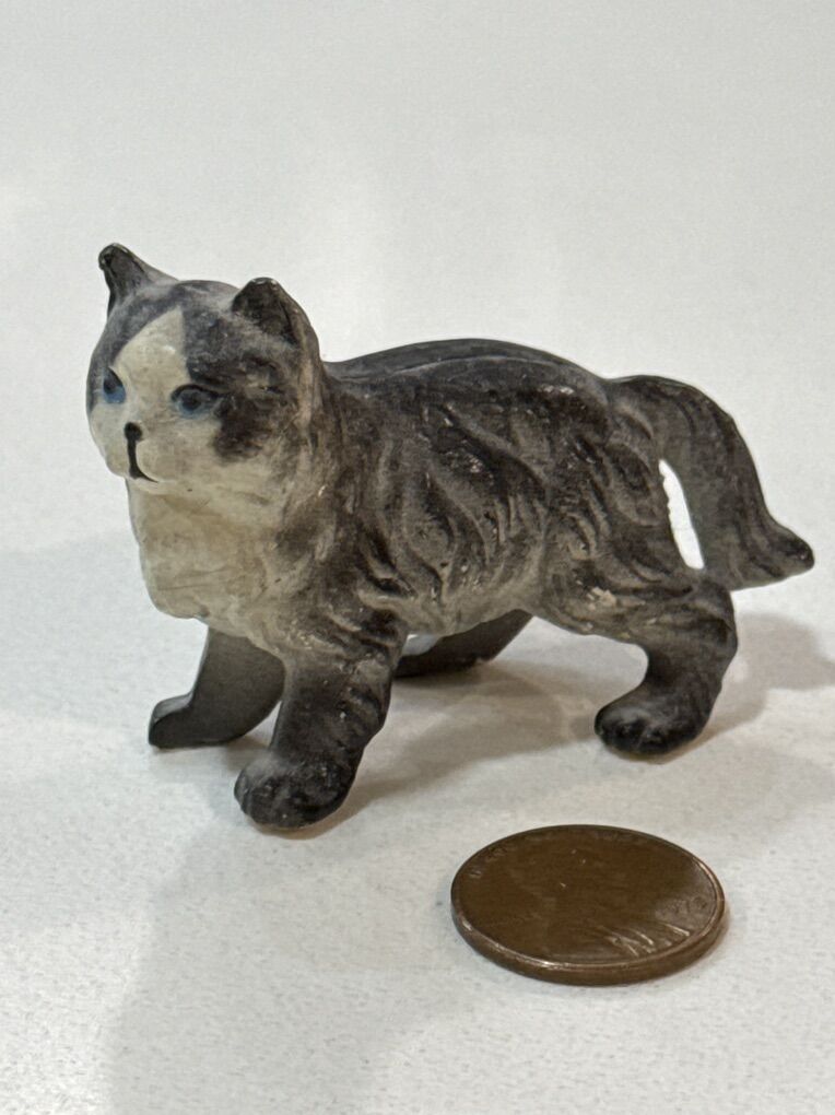 Dollhouse Miniature Pet Cat Manx Animals 1:12 $2