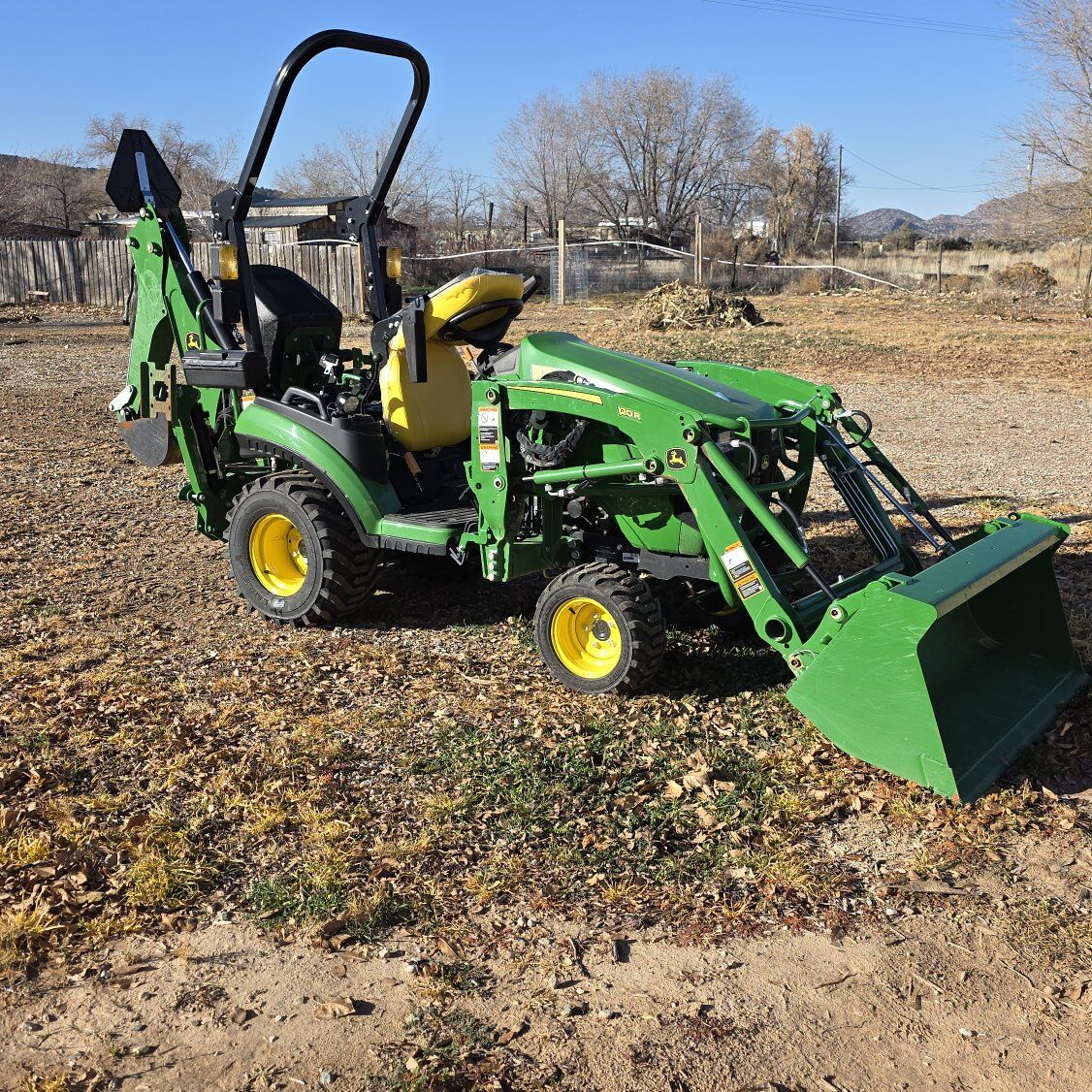 1025 R John Deere