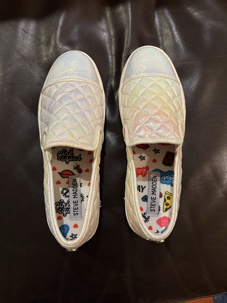 Steve Madden iridescent slip on shoes girls sz 5