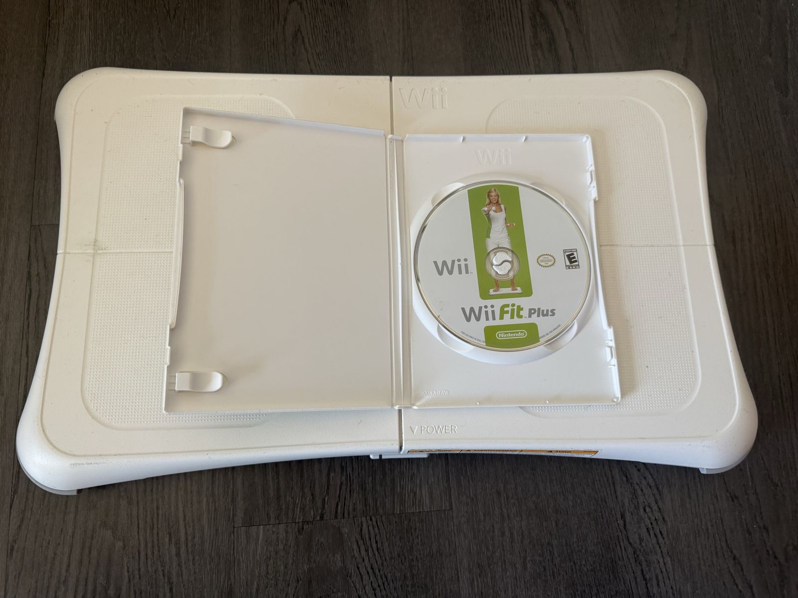 Wii Fit Plus + Balance Board