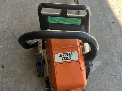 STIHL 025 CHAINSAW CHAIN SAW 18 INCH NOT HUSQVARNA ECHO DOLMAR