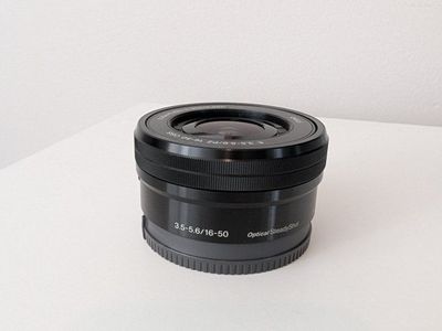 Sony 16-50 3.5-5.6