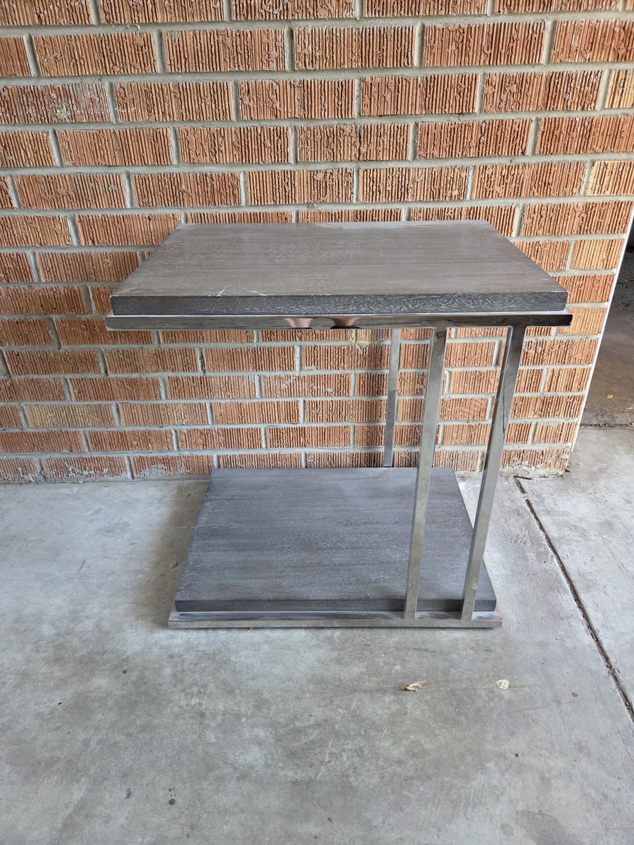 End Table / Side Table