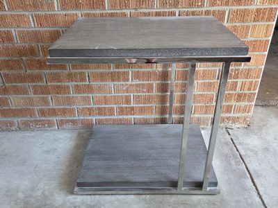 End Table / Side Table