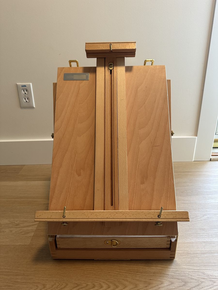 Nice Tabletop / Floor Easel with Storage Drawer