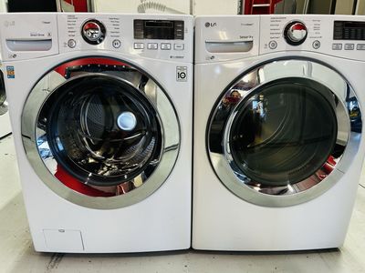 Lg Steam Electric Front Load Set/Stackable