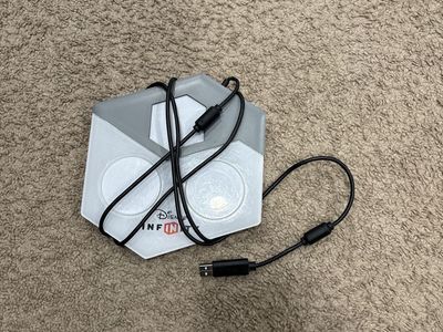 Disney Infinity Base Portal Pad with USB Cable