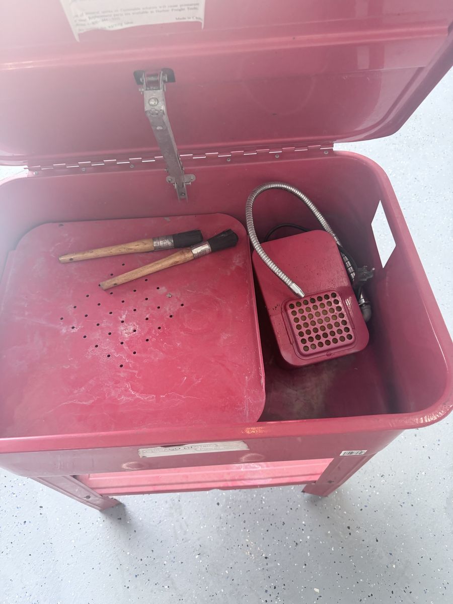 Chicago Electric 20 Gallon Parts Washer