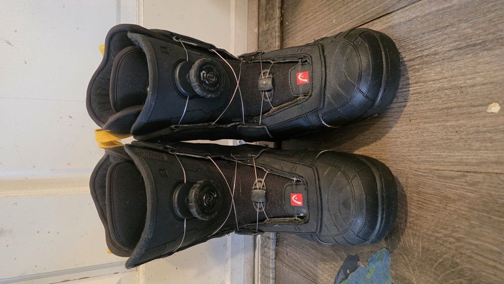 Head Youth Snowboard Boots Size 3