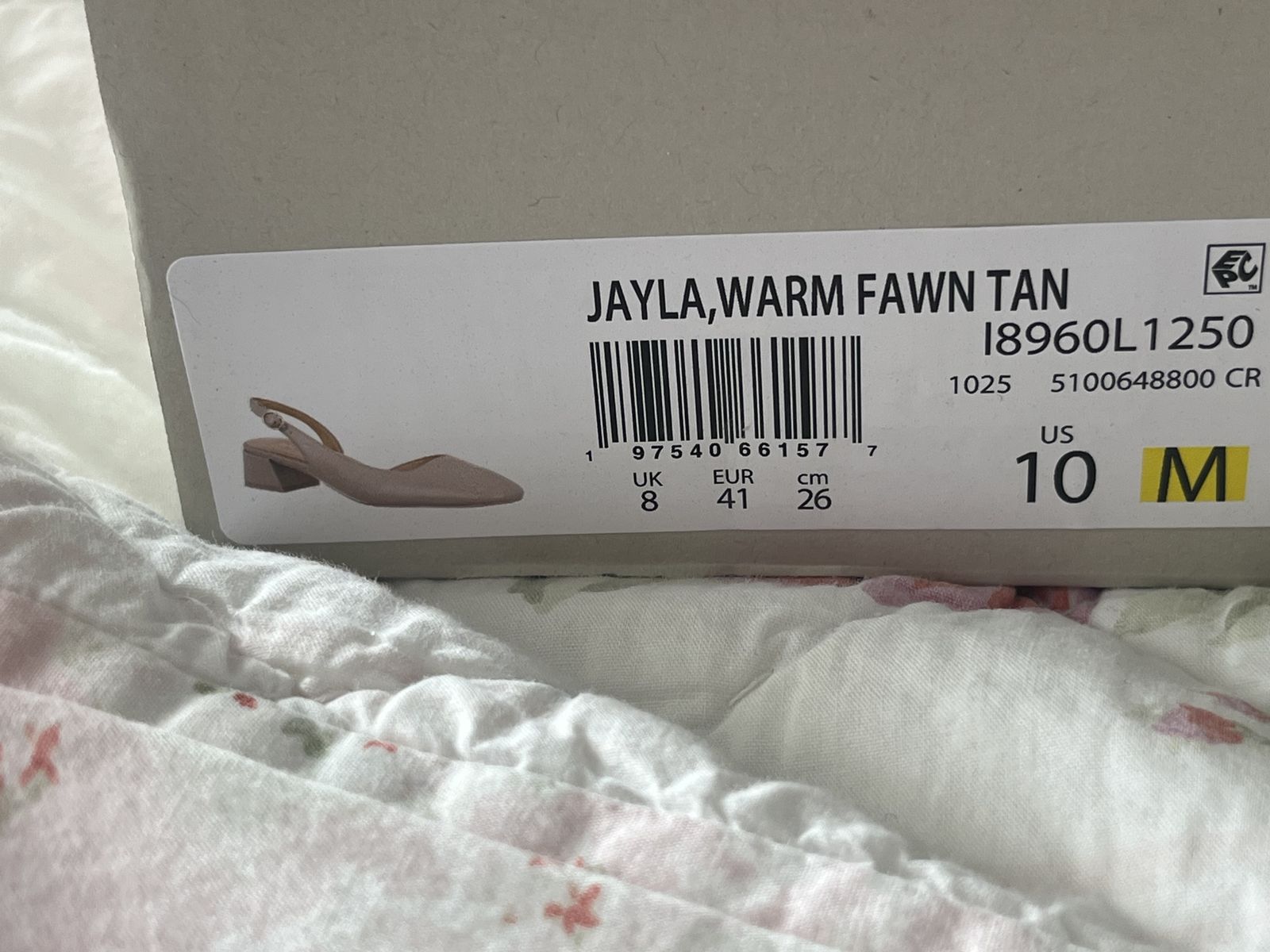 Naturalizer heels only worn 1 day size 10