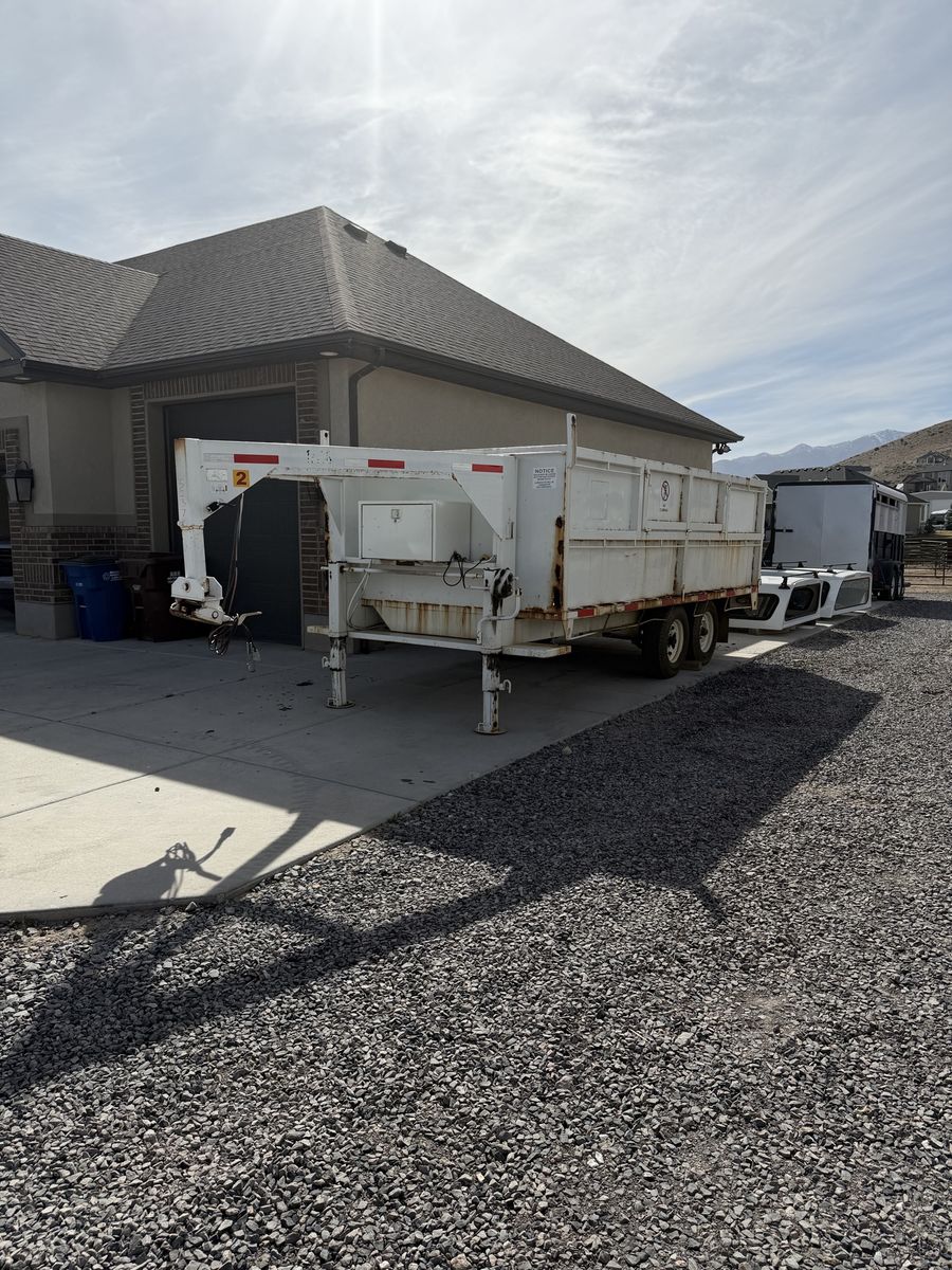 16 Ft Gooseneck Dump Trailer- 19 Yard Capacity