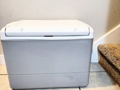 Coleman Electric Travel Cooler Like New