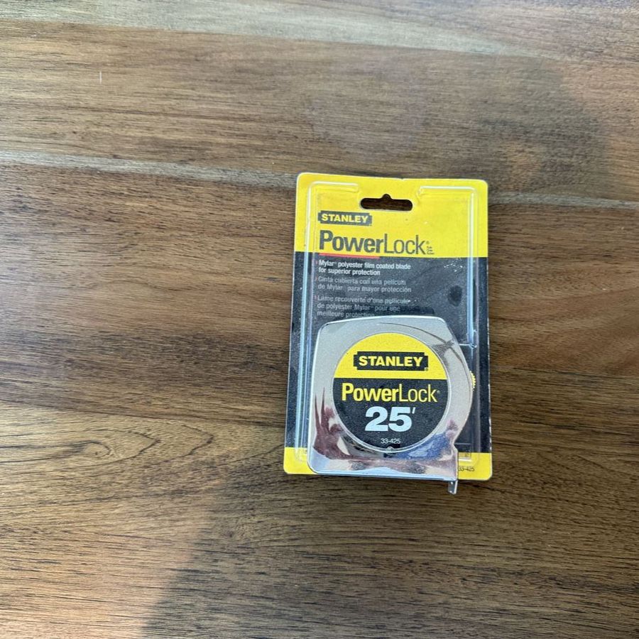Stanley Powerlock ‘25 tape measure