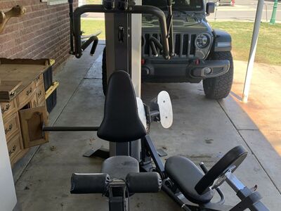 V3 Hoist home gym