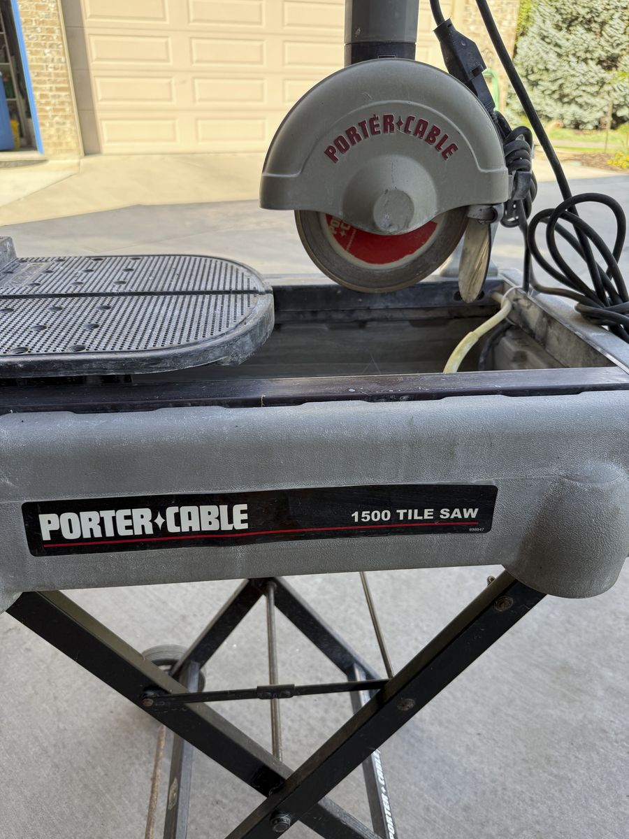 Porter Cable 1500  7" Diamond Blade Tile Saw 7.4 amp Works Great
