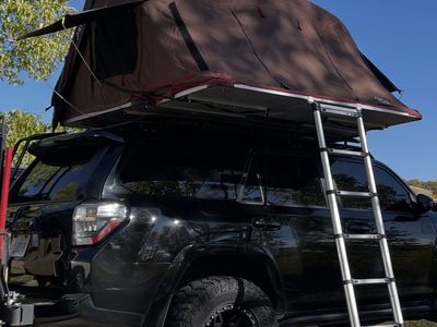 iKamper Skycamp Rooftop Tent
