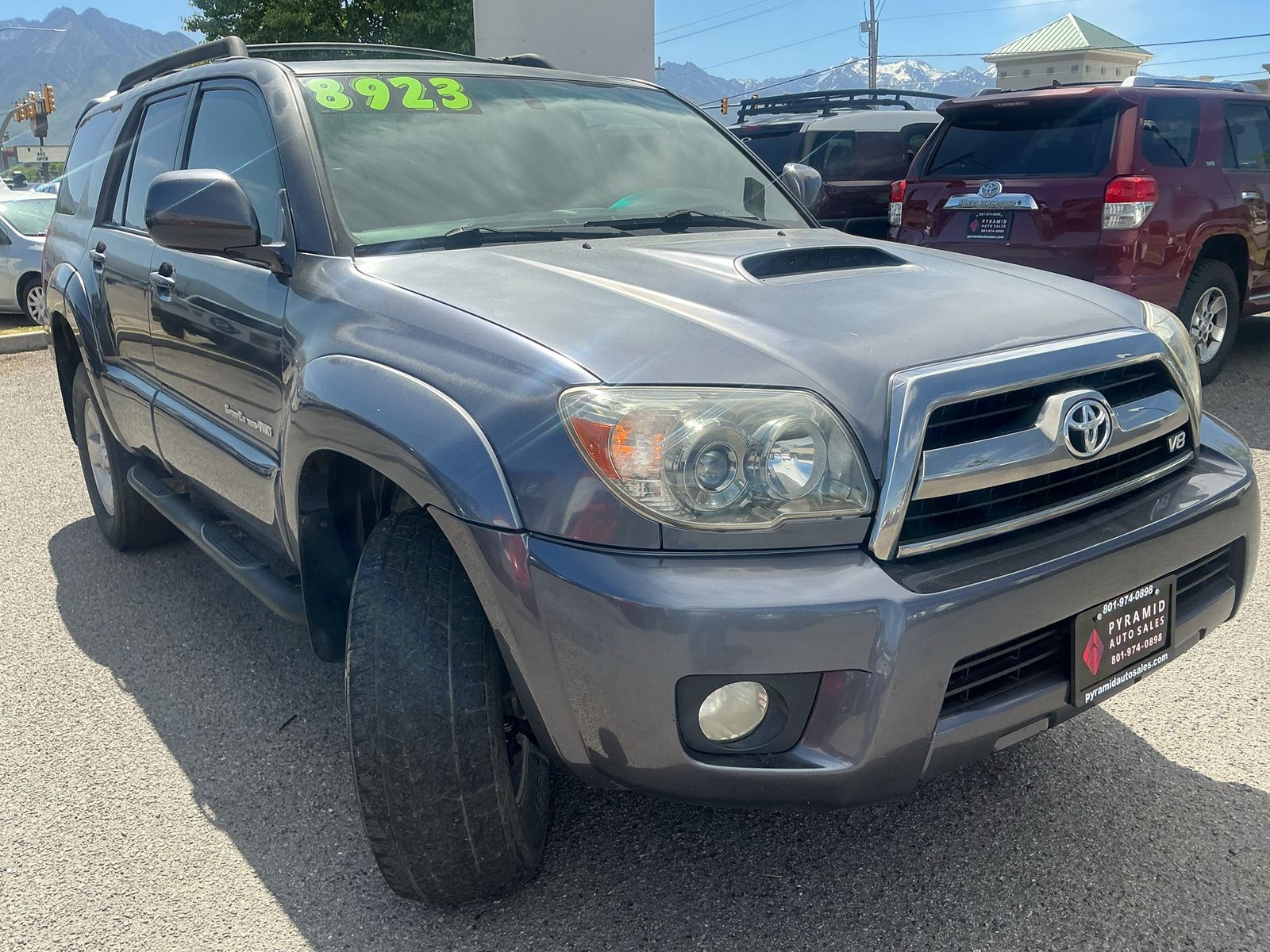 Main image 6